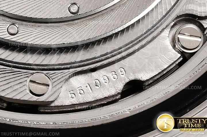 1106 ROLYM181 – YachtMaster Unique 1077